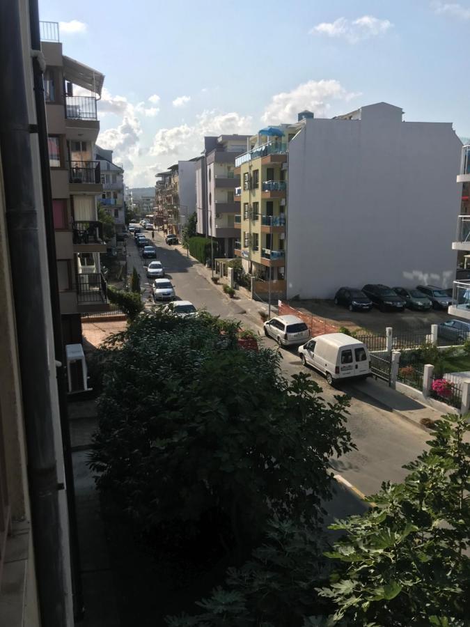 Familienapartment Am Strand In Primorsko Ngoại thất bức ảnh